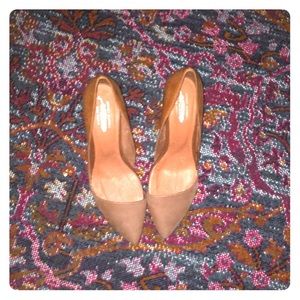 Free people tan, suede kitten heels